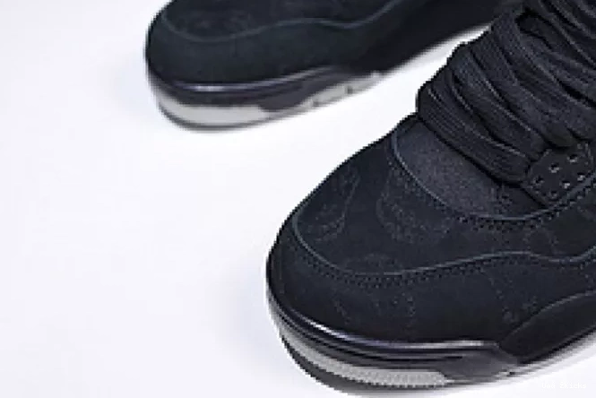 black 4 retro 540 kaws Air Nike 930155- 2906 Vibrant Jordan 0826
